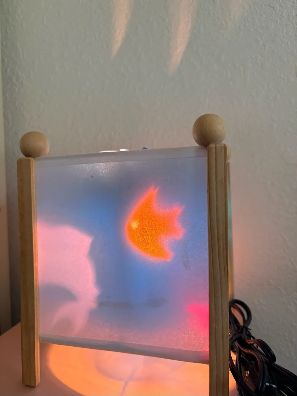 VTG 97 RAINBOW FISH MOTION LAMP Trousseller Magic Spinning LANTERN Night Lite